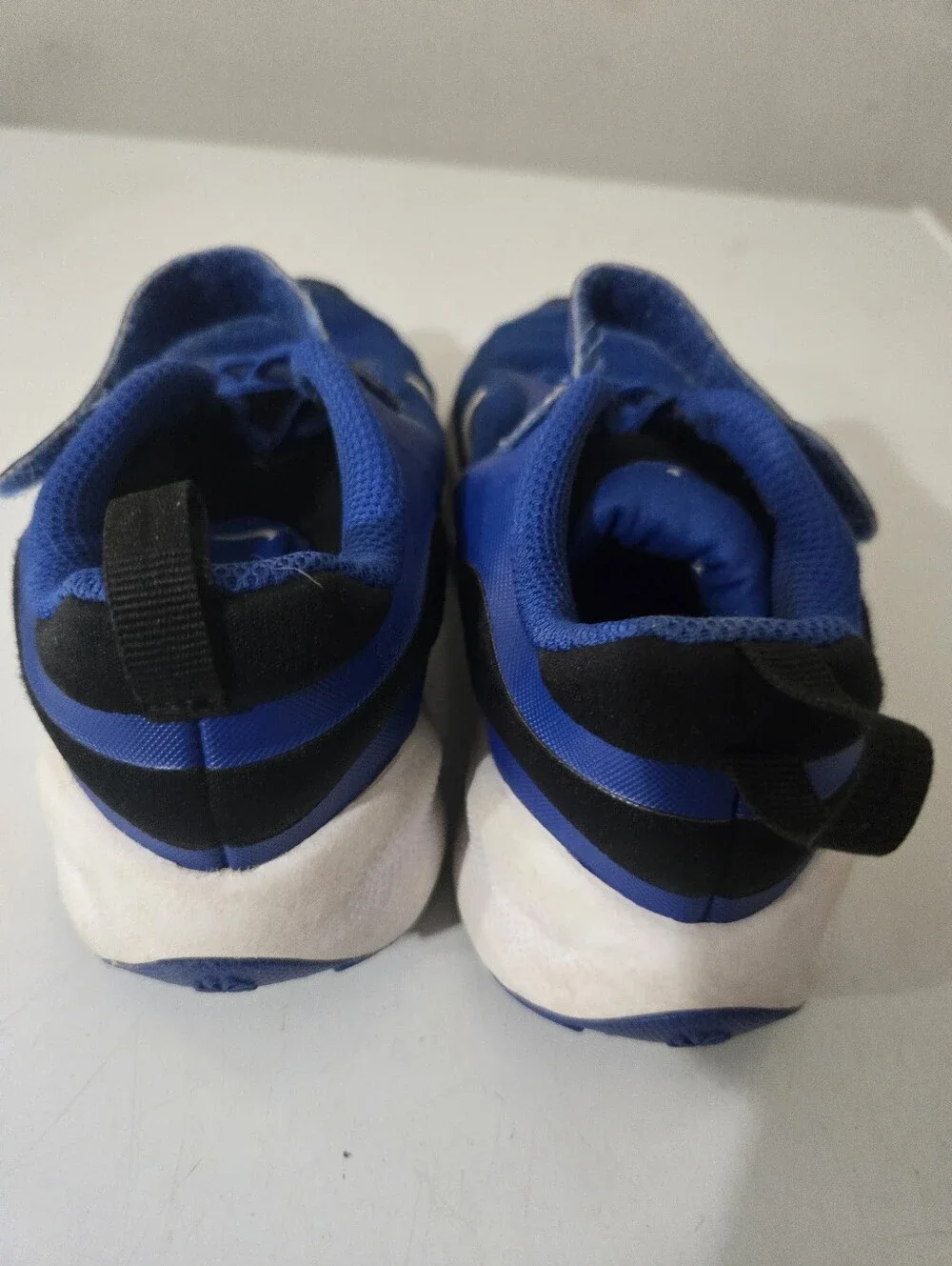 sz 12 child Nike sneakers